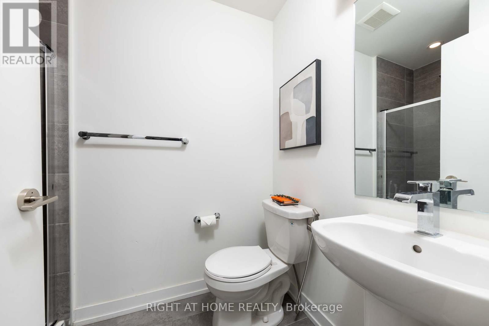 33 - 871 Sheppard Avenue W, Toronto, Ontario  M3H 0E8 - Photo 21 - C13157538