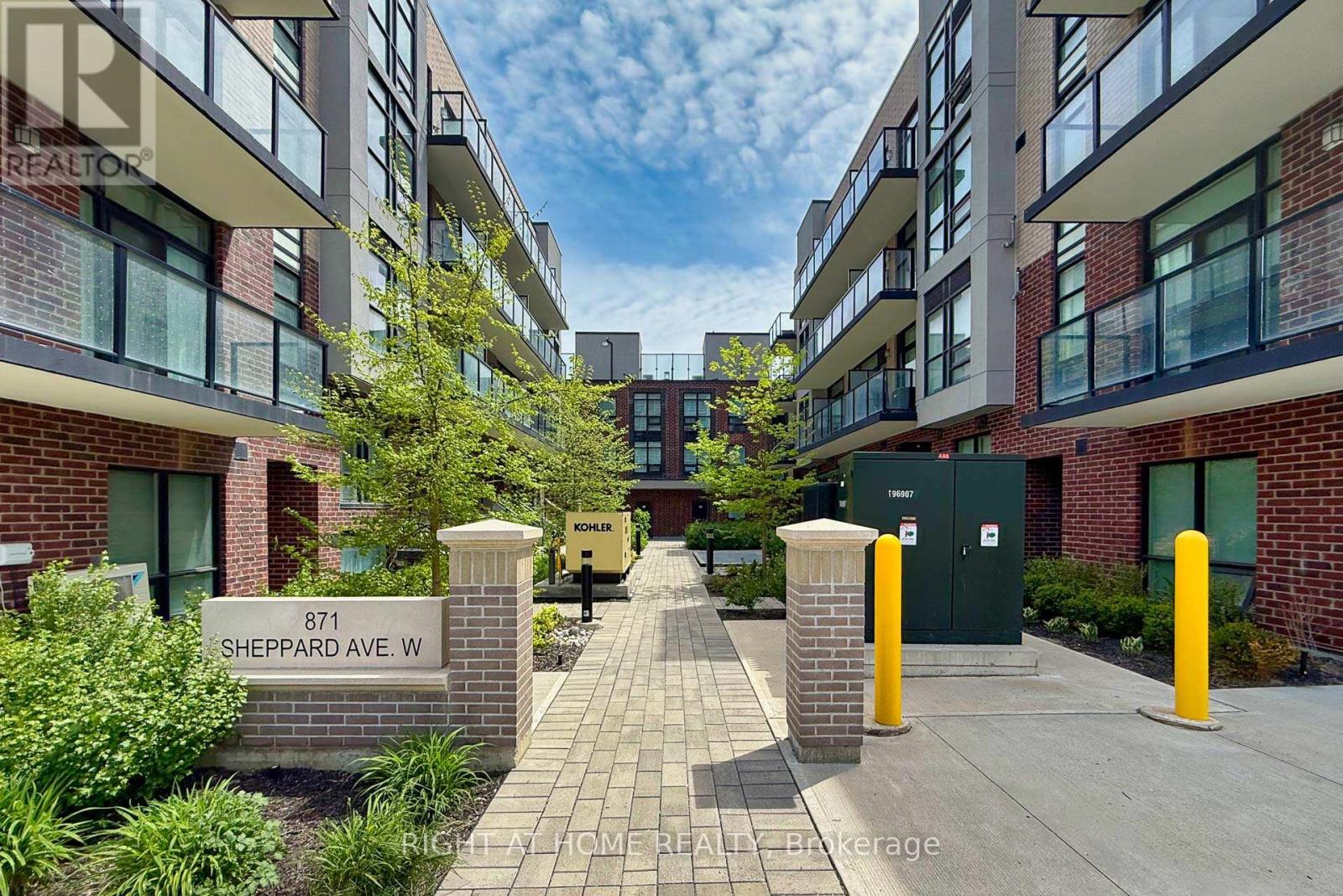 33 - 871 Sheppard Avenue W, Toronto, Ontario  M3H 0E8 - Photo 28 - C13157538