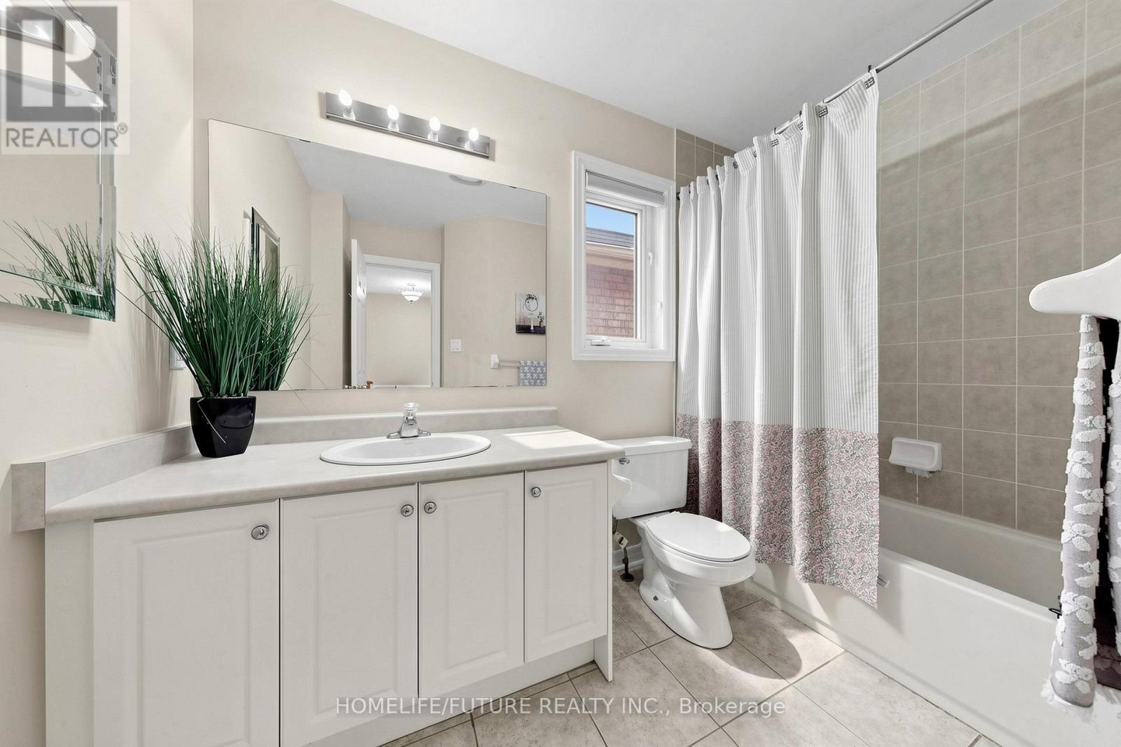 65 Maple Ridge Crescent, Markham, Ontario  L6E 1V2 - Photo 34 - N13162662
