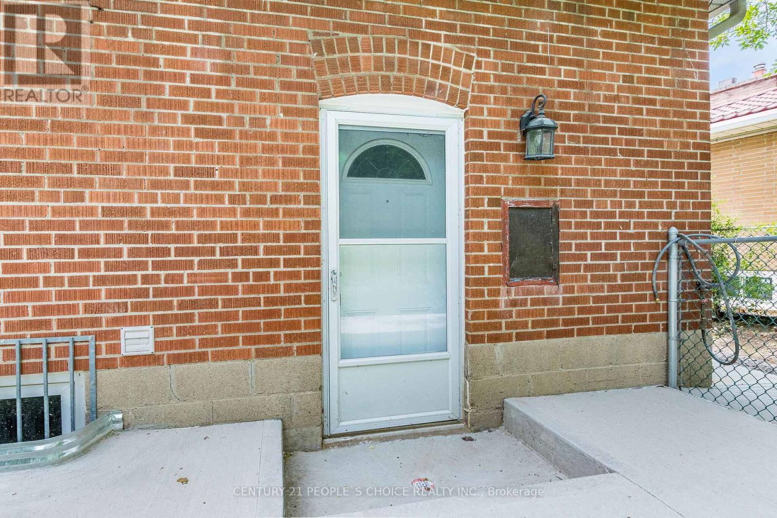 39 Meadowland Drive, Brampton, Ontario L6W 2R5 - Photo 50 - W13158864
