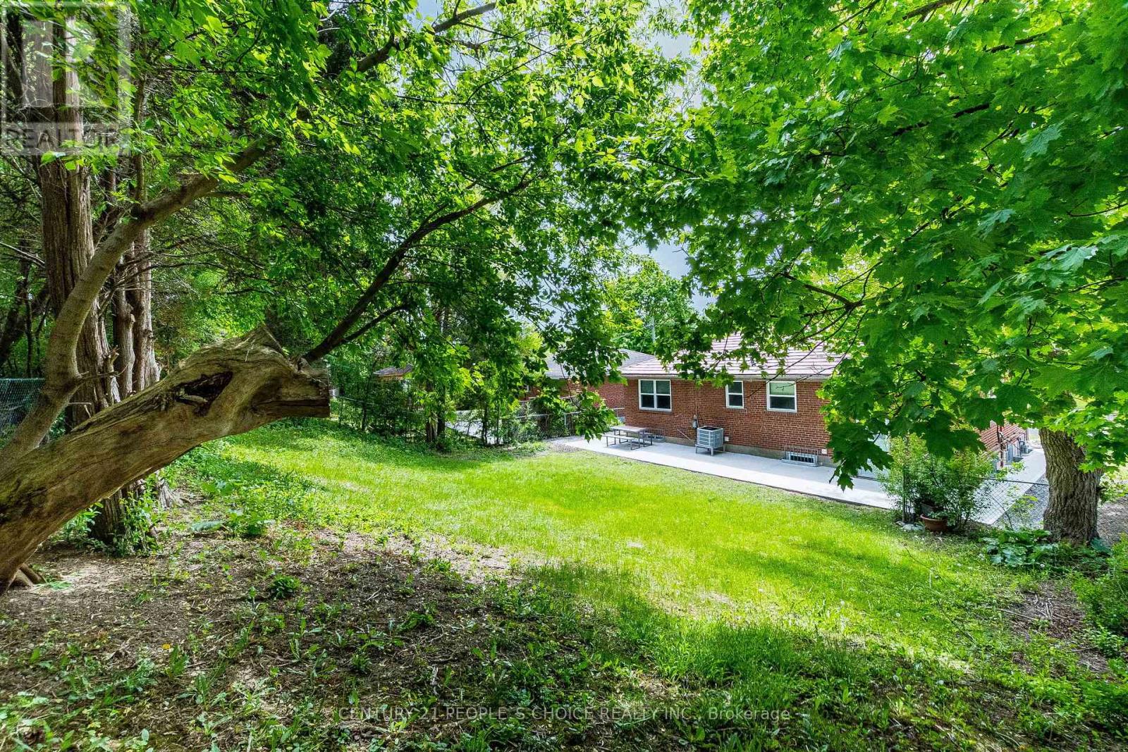 39 Meadowland Drive, Brampton, Ontario L6W 2R5 - Photo 46 - W13158864
