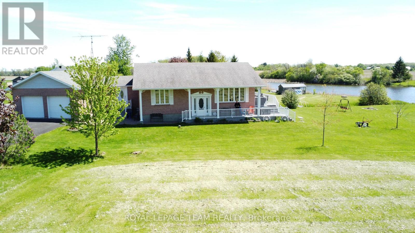 11708 BREEZEWOOD AVENUE S, South Dundas, Ontario