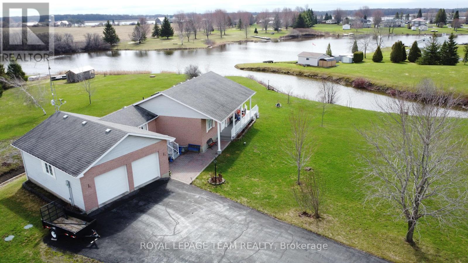 11708 Breezewood Avenue S, South Dundas, Ontario  K0C 1X0 - Photo 4 - X13009868