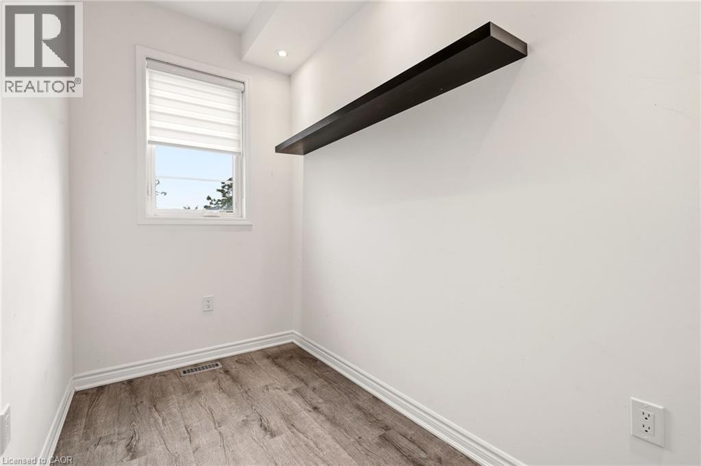 1364 Sycamore Garden, Milton, Ontario  L9E 1R3 - Photo 5 - 40832900