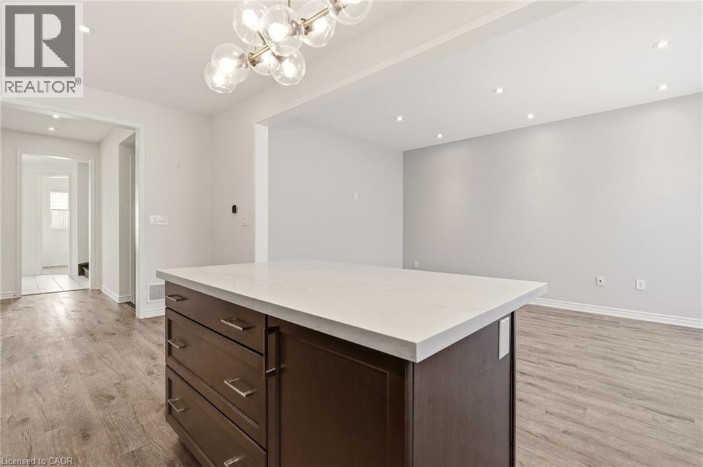 1364 Sycamore Garden, Milton, Ontario  L9E 1R3 - Photo 17 - 40832900