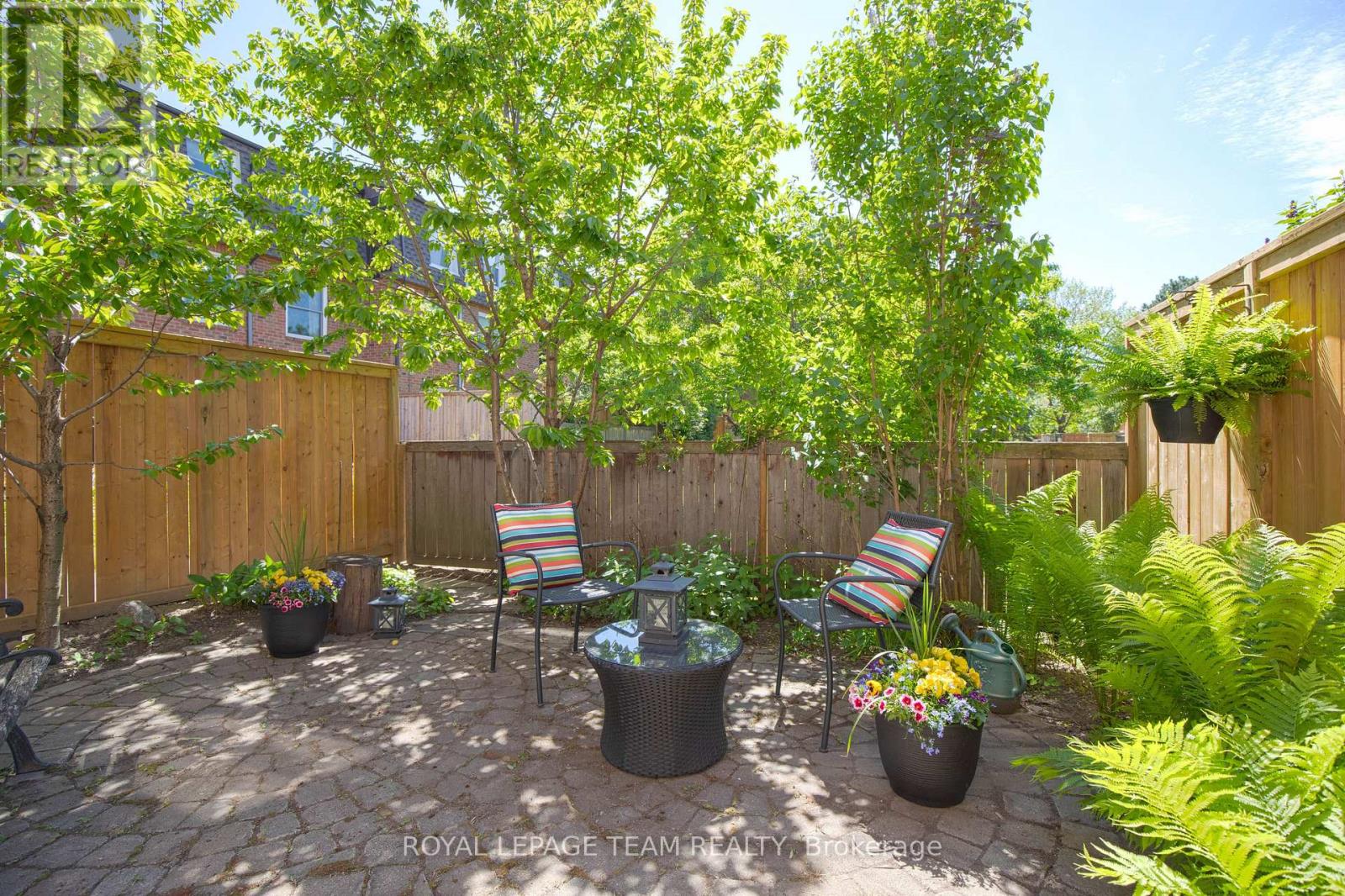 8 Moorside Private, Ottawa, Ontario  K2C 3P4 - Photo 28 - X13165626