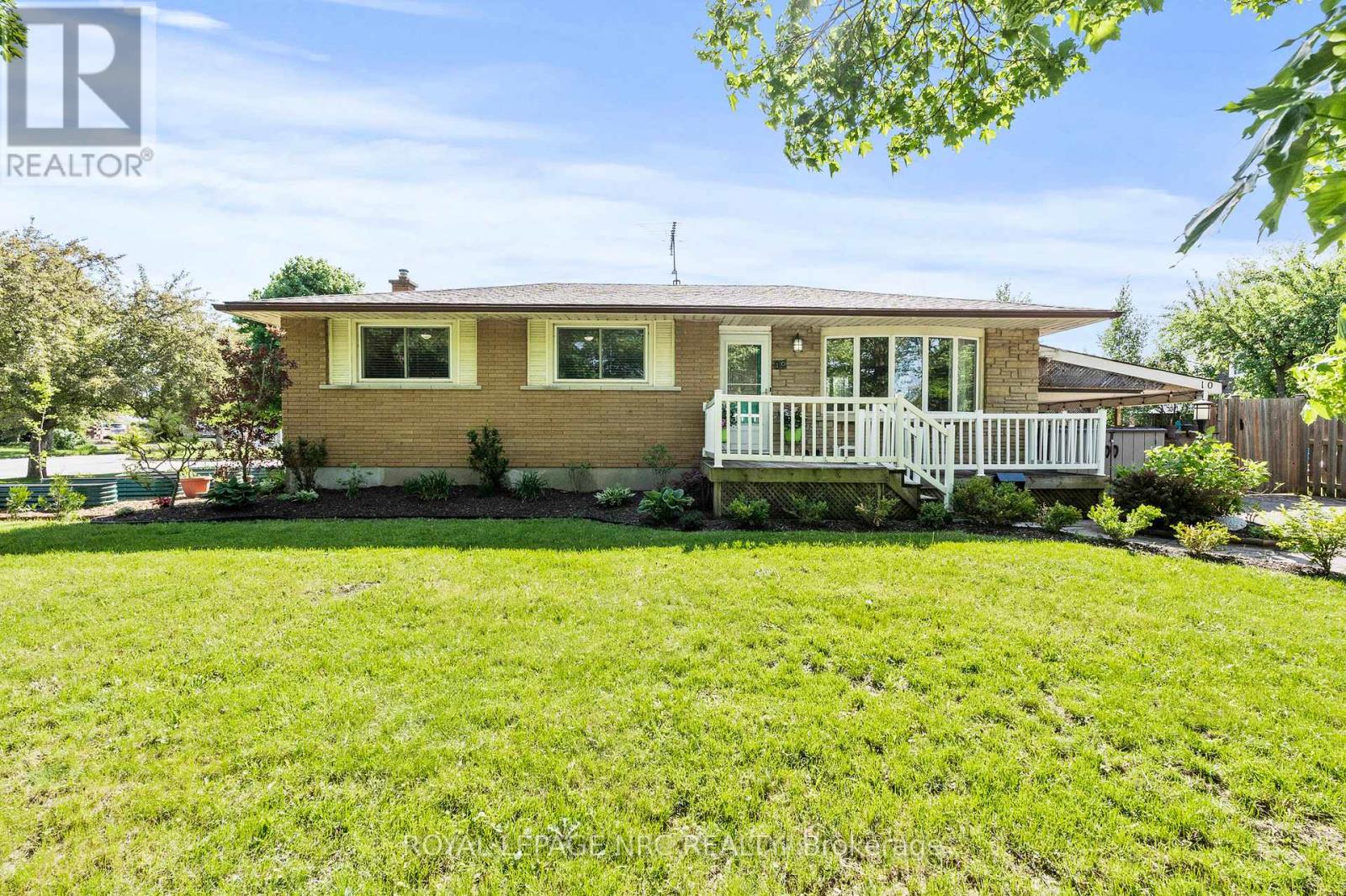 10 ANCASTER BOULEVARD, St. Catharines, Ontario