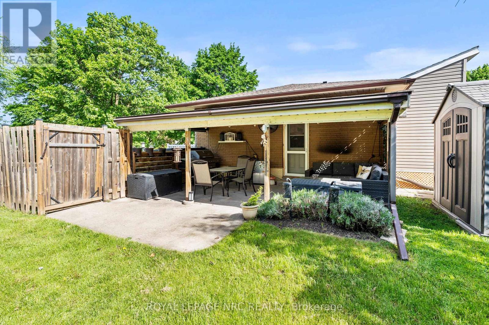 10 Ancaster Boulevard, St. Catharines, Ontario  L2M 6V9 - Photo 39 - X13165616