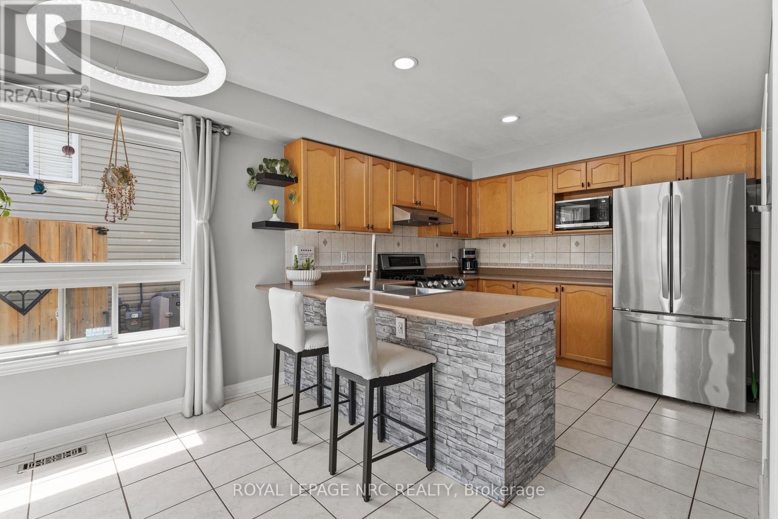40 Longfellow Avenue, St. Catharines (Haig), Ontario  L2R 6N7 - Photo 11 - X13165624