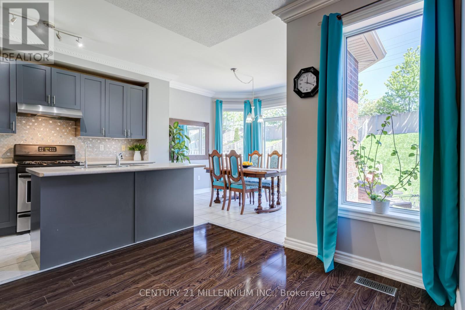 57 Seahorse Avenue, Brampton, Ontario  L6V 4N7 - Photo 11 - W13165560