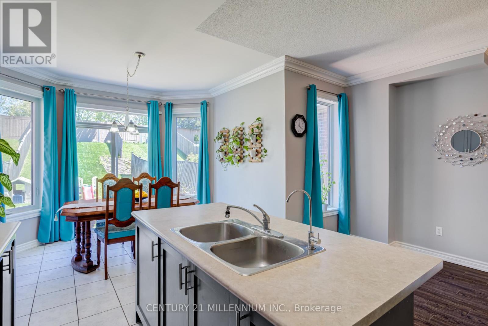 57 Seahorse Avenue, Brampton, Ontario  L6V 4N7 - Photo 17 - W13165560