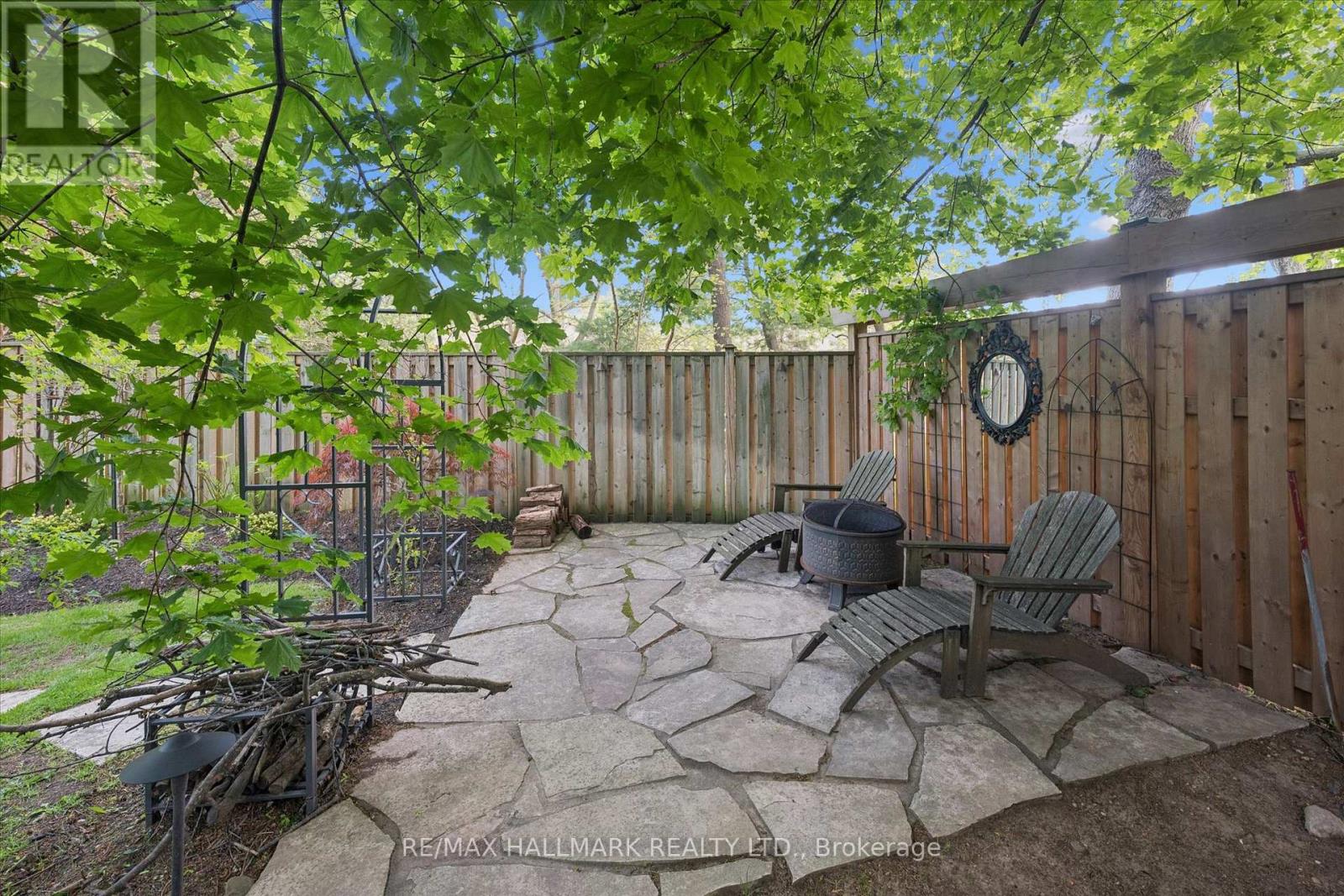 98 Rosemary Lane, Hamilton, Ontario  L9G 2K5 - Photo 46 - X13165608