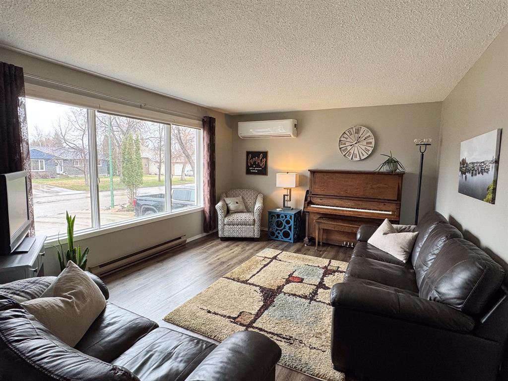 12 Park Dr Drive, Swan River, Manitoba  R0L 1Z0 - Photo 4 - 202611487