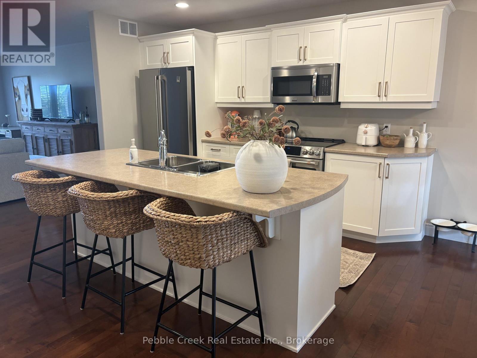 114 13th Avenue, Hanover, Ontario  N4N 3V1 - Photo 4 - X13165366