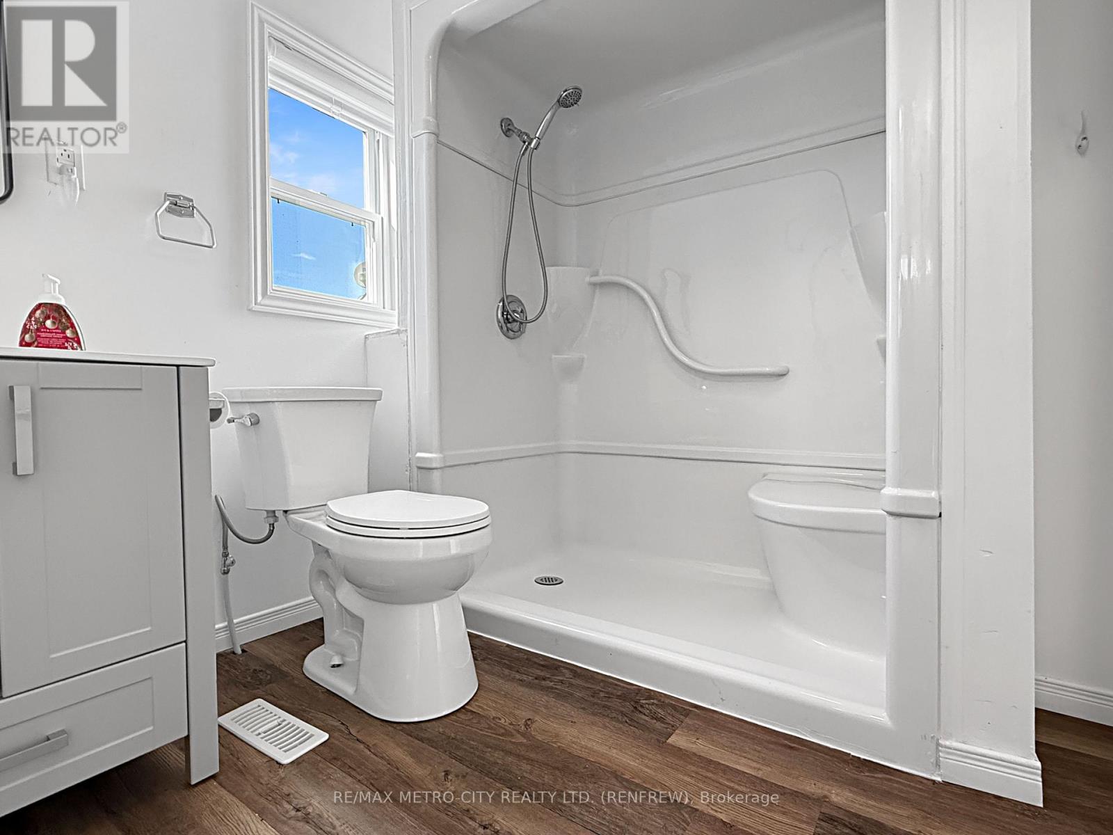 597 Fortington Street, Renfrew, Ontario  K7V 1E5 - Photo 16 - X13165638