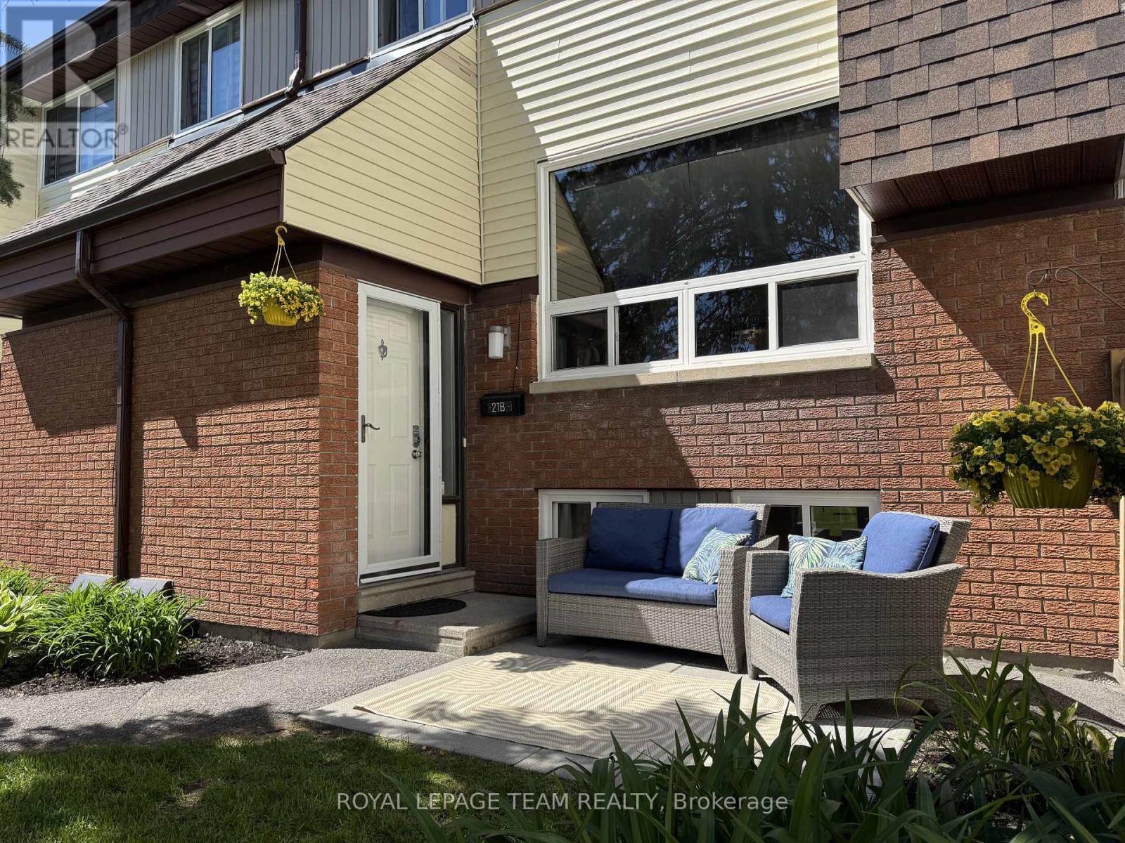 B - 21 Woodvale Green, Ottawa, Ontario  K2G 4H3 - Photo 3 - X13165632