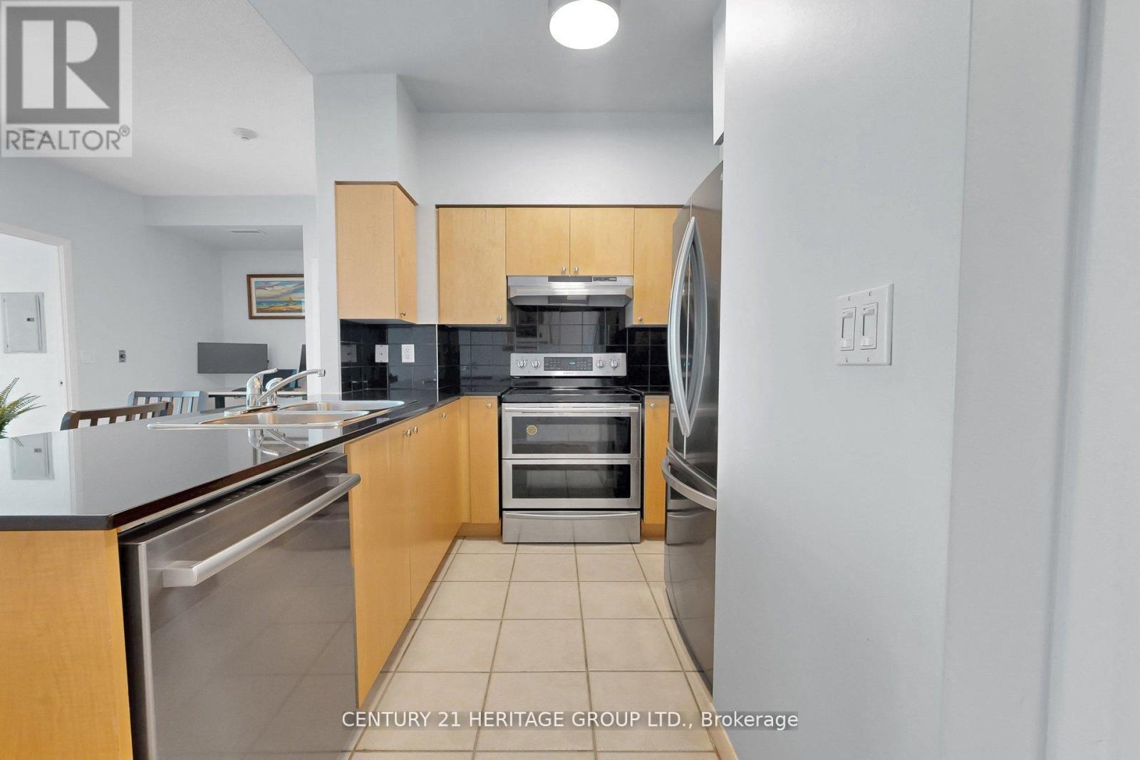 2713 - 231 Fort York Boulevard, Toronto, Ontario  M5V 1B2 - Photo 11 - C13165636