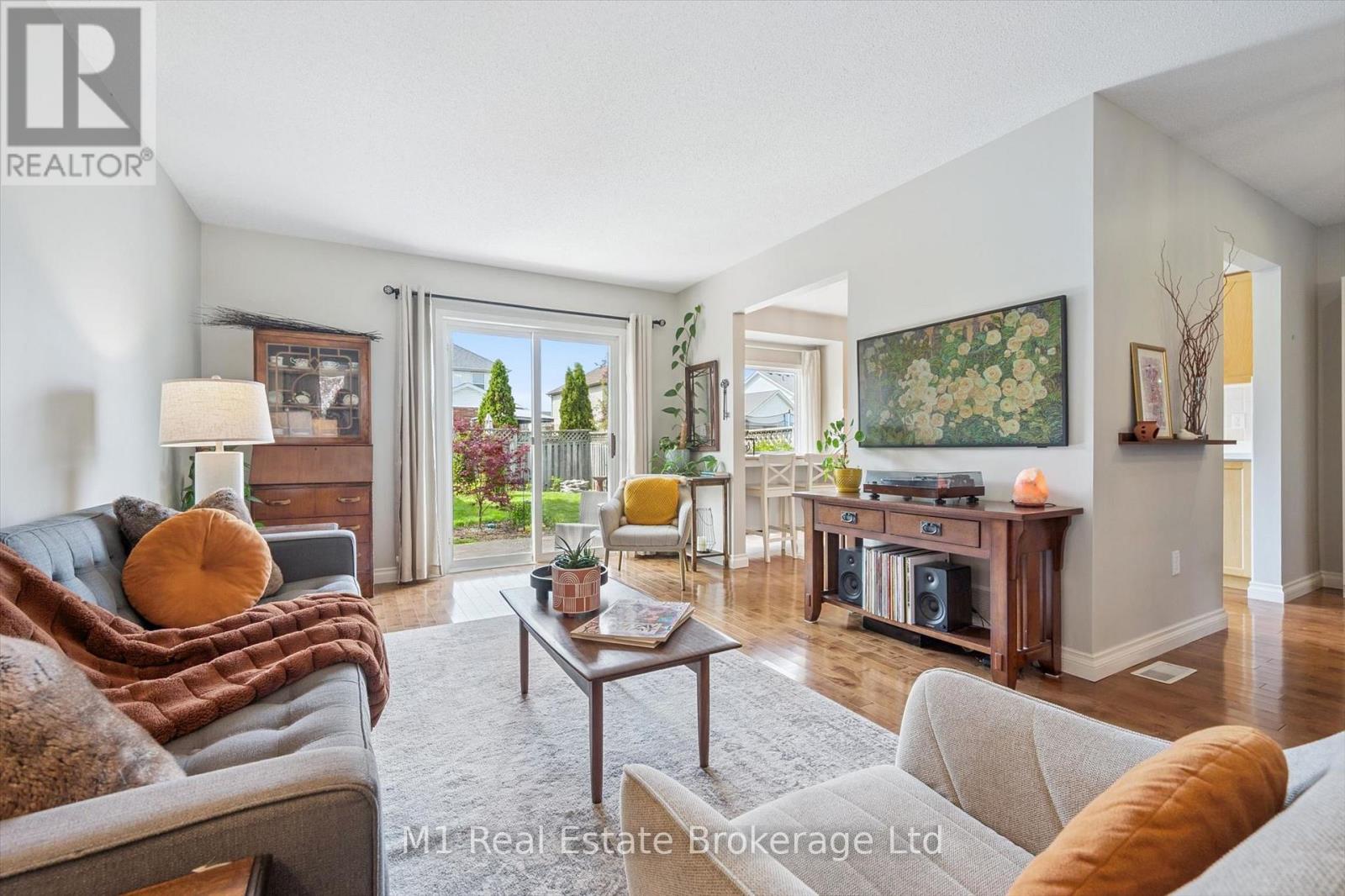 82 STARVIEW CRESCENT, Guelph, Ontario