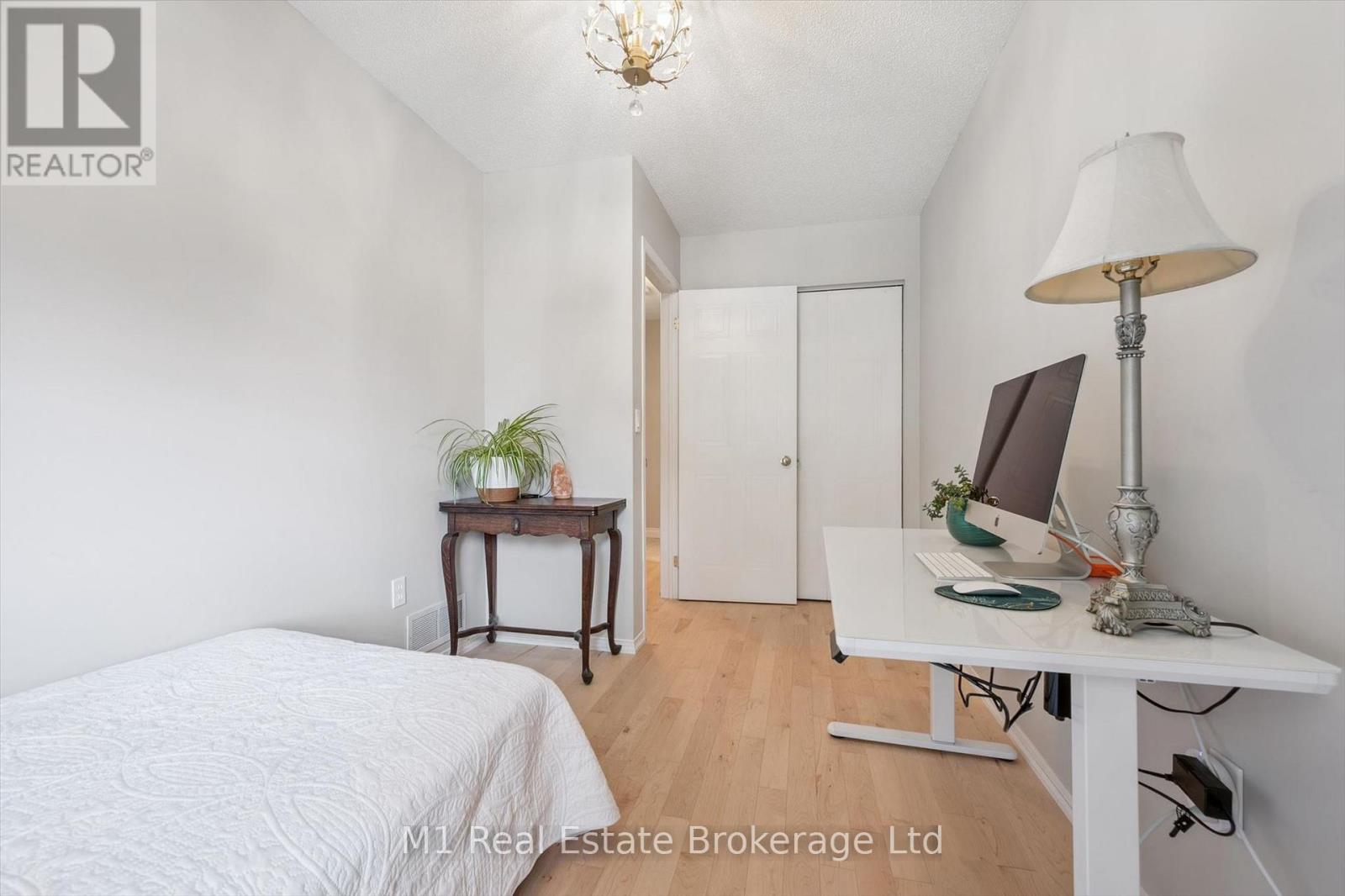 82 Starview Crescent, Guelph, Ontario  N1E 7A1 - Photo 26 - X13165642
