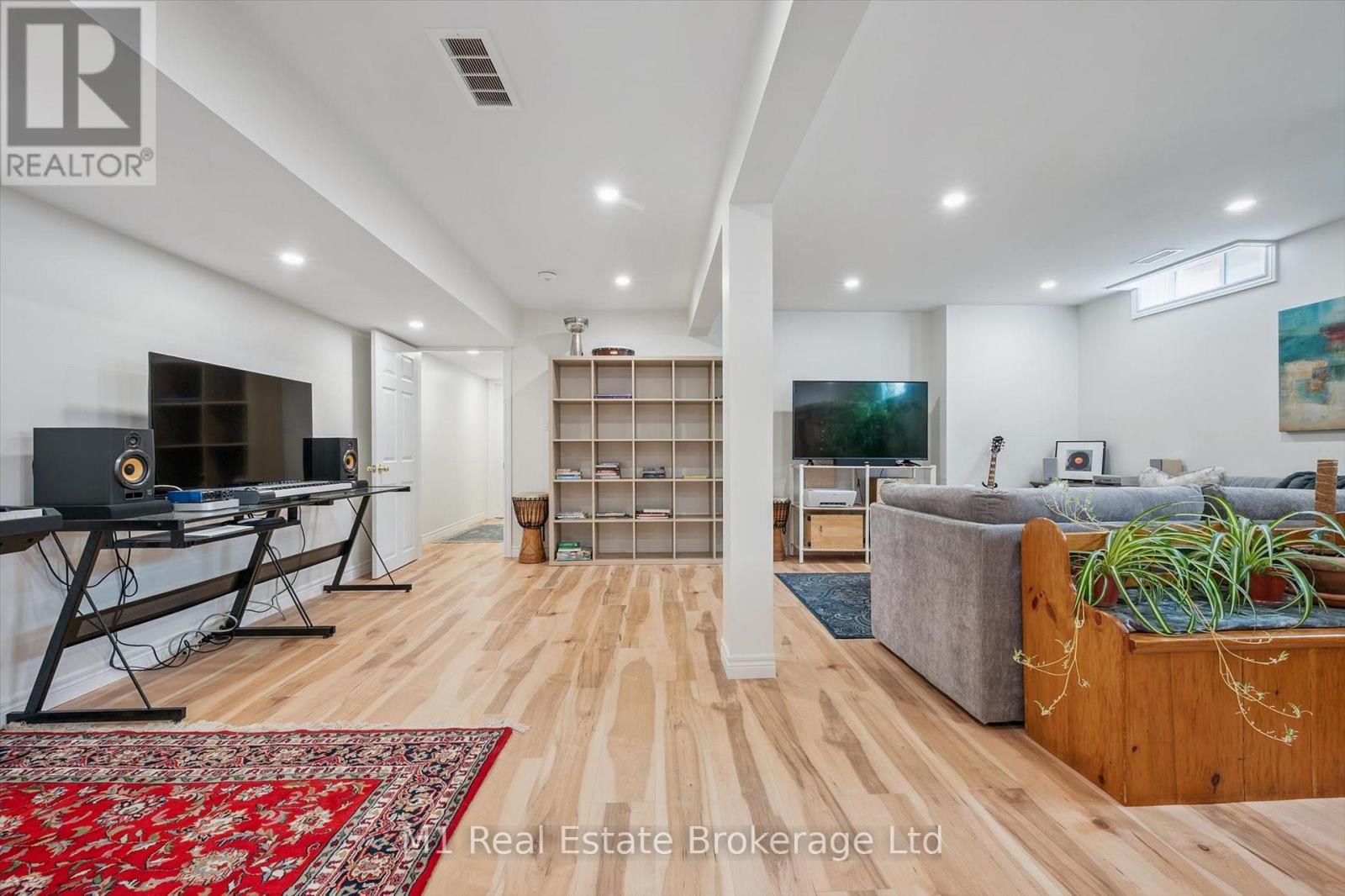 82 Starview Crescent, Guelph, Ontario  N1E 7A1 - Photo 31 - X13165642