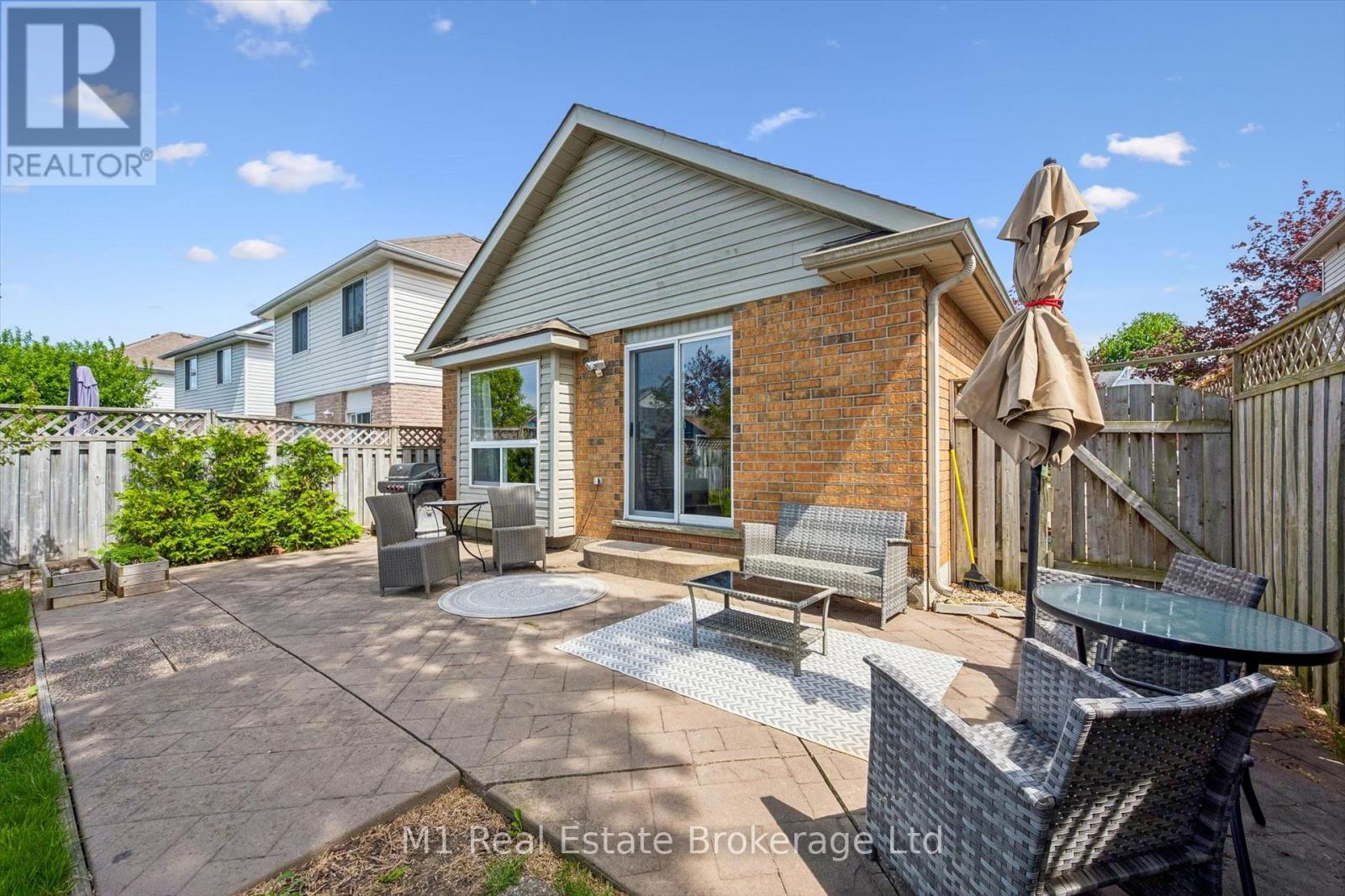 82 Starview Crescent, Guelph, Ontario  N1E 7A1 - Photo 40 - X13165642