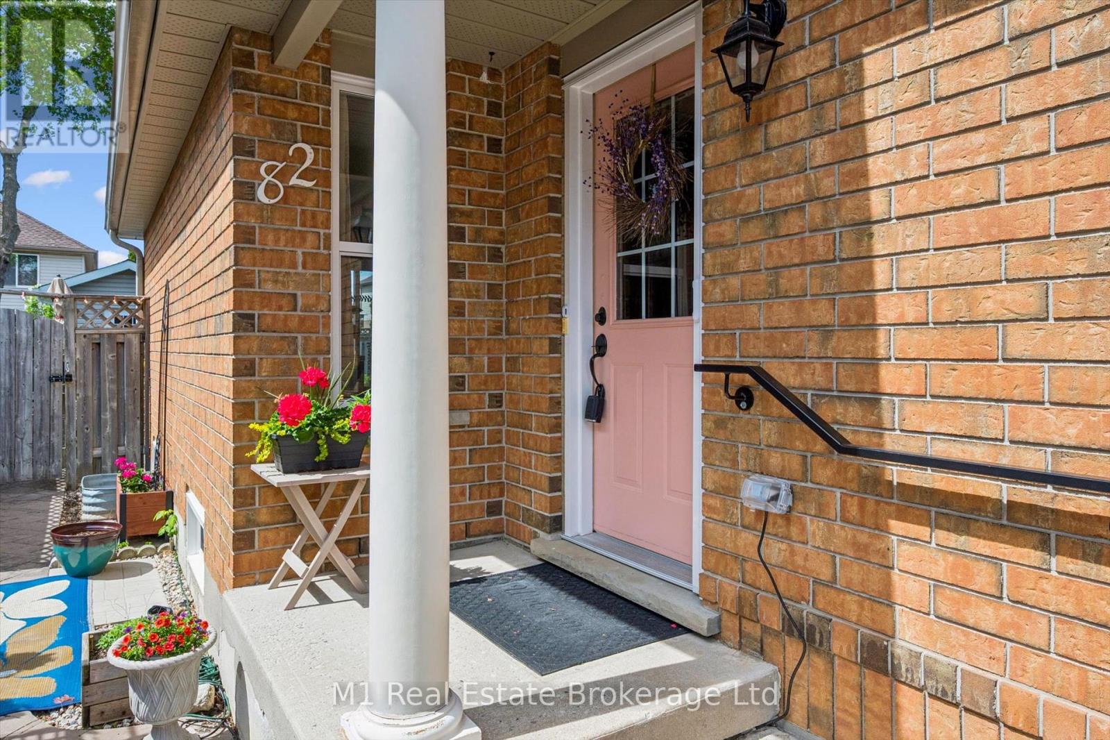 82 Starview Crescent, Guelph, Ontario  N1E 7A1 - Photo 7 - X13165642