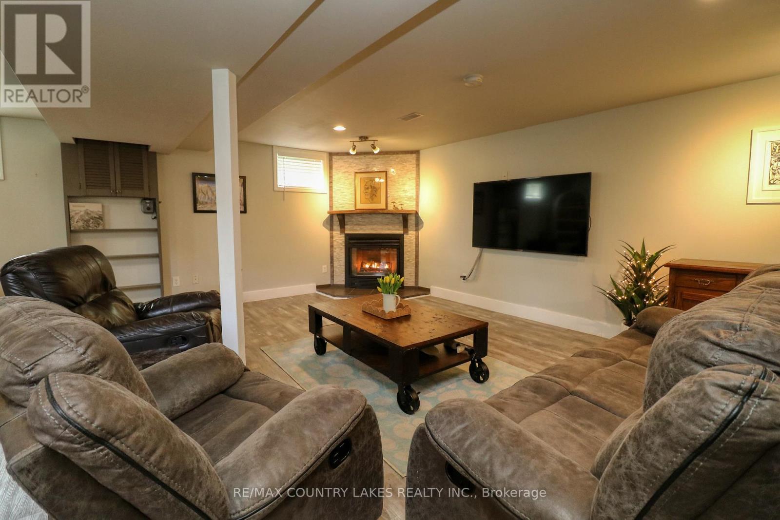 1 Price Drive, Oro-Medonte, Ontario  L3V 6H2 - Photo 18 - S13165630