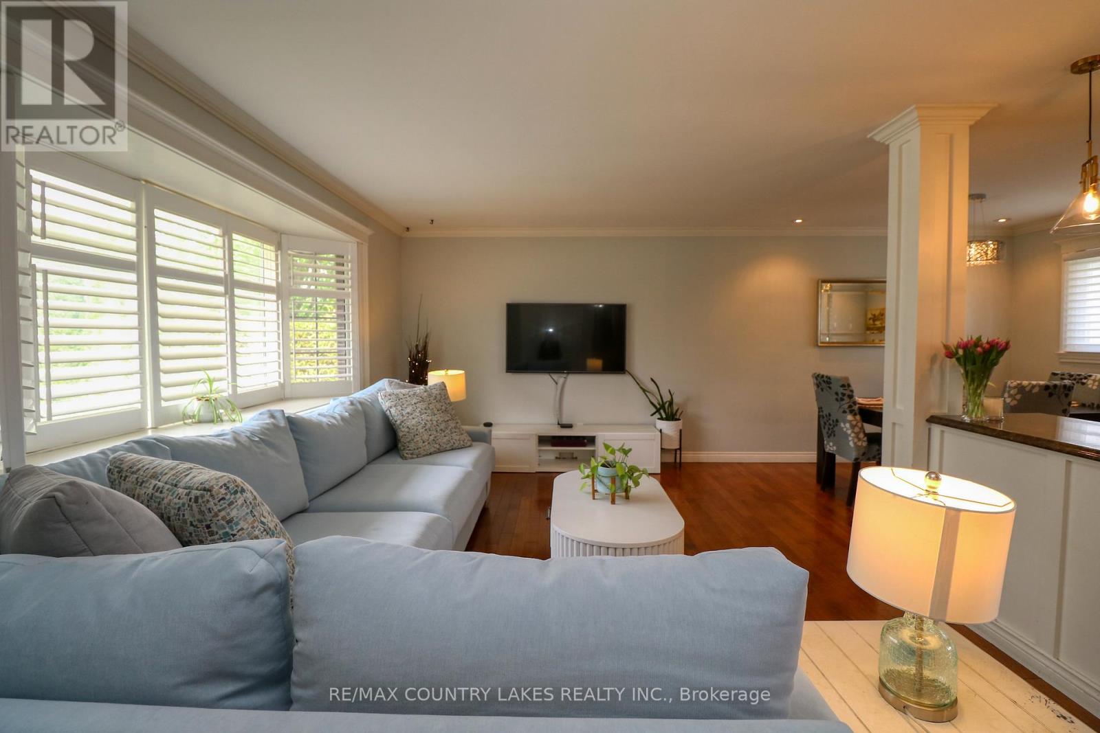 1 Price Drive, Oro-Medonte, Ontario  L3V 6H2 - Photo 4 - S13165630