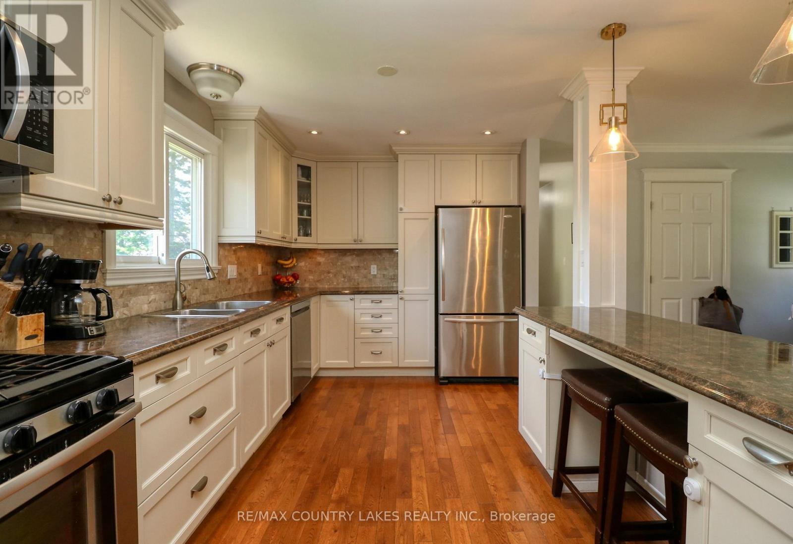 1 Price Drive, Oro-Medonte, Ontario  L3V 6H2 - Photo 8 - S13165630