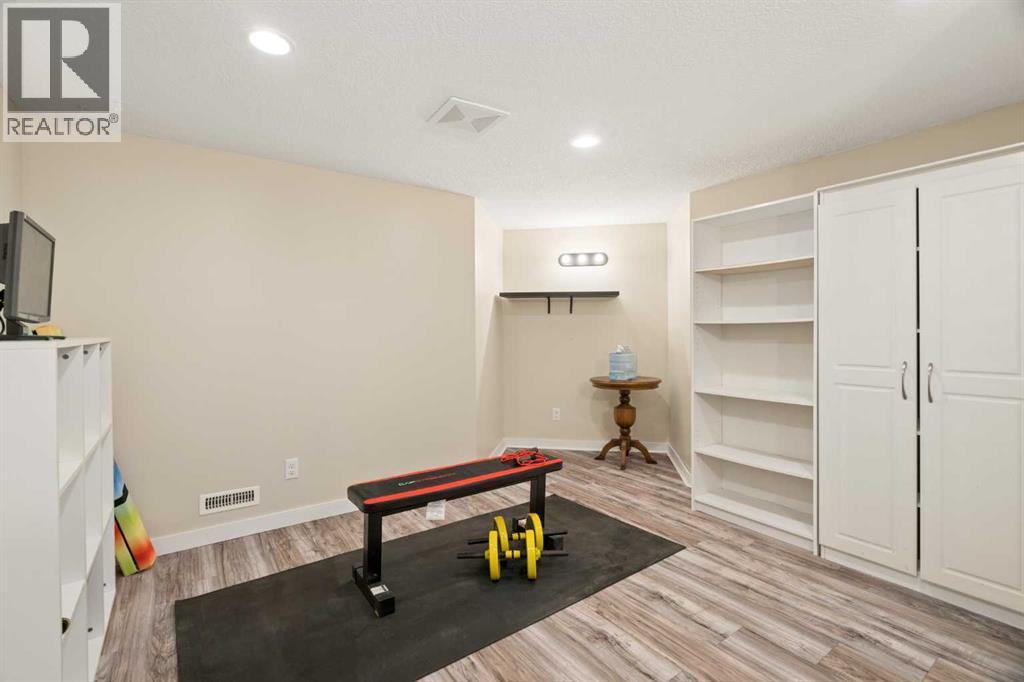 150 Crystal Green Drive, Okotoks, Alberta  T1S 0C8 - Photo 35 - A2313647