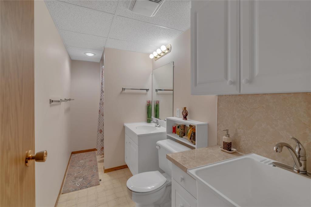 3 2075 Henderson Highway, Winnipeg, Manitoba  R2G 1P7 - Photo 20 - 202611401