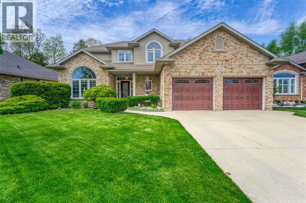 3149 Brookside Crescent