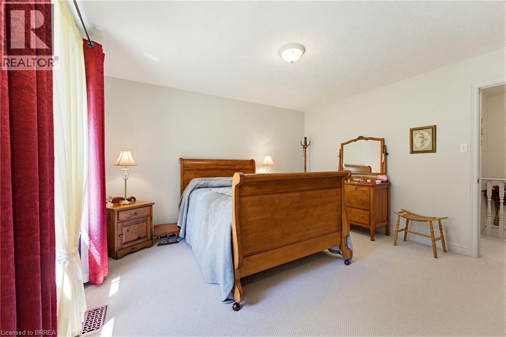 22 Taylor Road, St. George, Ontario  N0E 1N0 - Photo 10 - 40832918