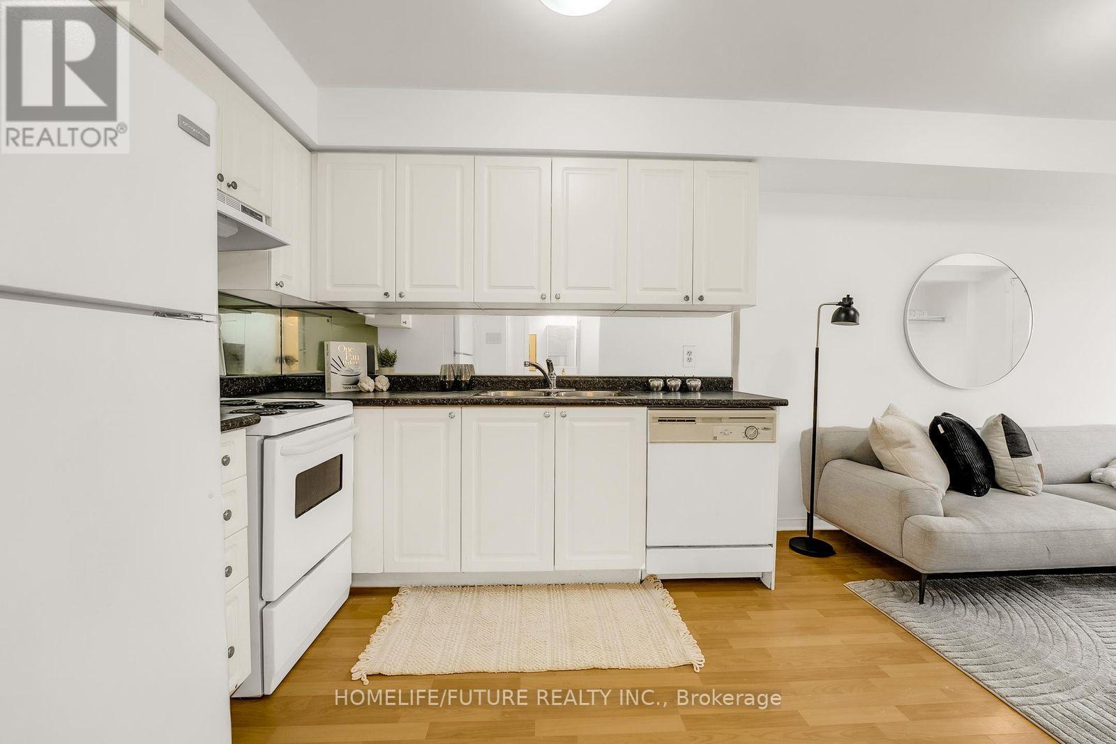 276 - 4975 Southampton Drive, Mississauga, Ontario  L5M 8E5 - Photo 8 - W13164956
