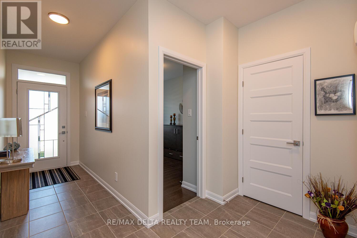 373 Sterling Avenue, Clarence-Rockland, Ontario  K2K 0L4 - Photo 3 - X13165670