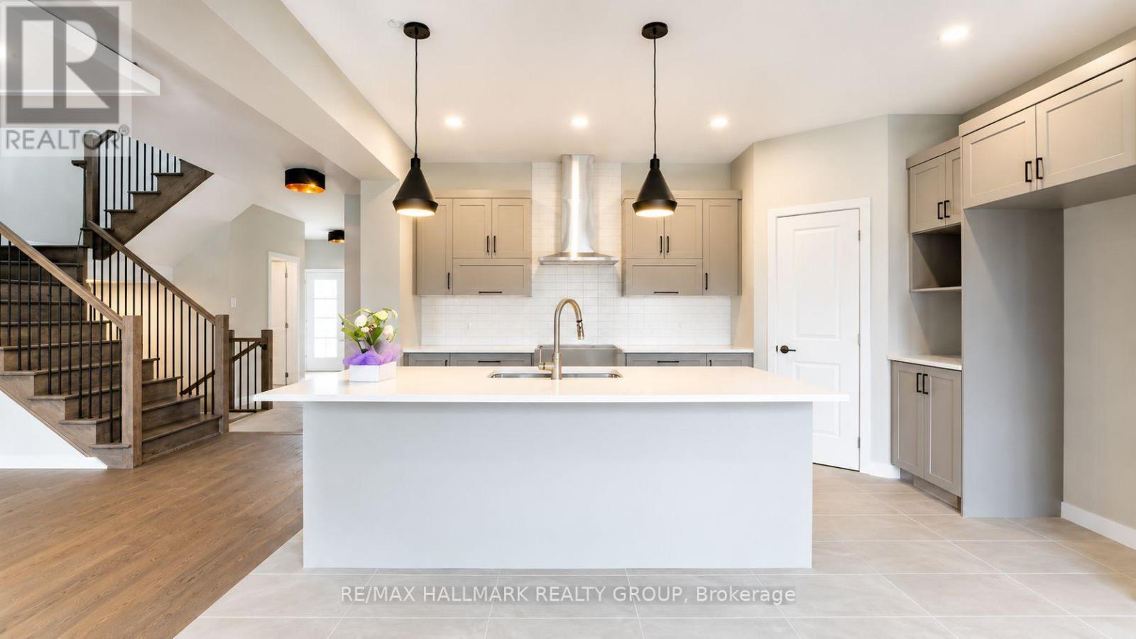 - 20 Rutile Street, Clarence-Rockland, Ontario  K4K 0L4 - Photo 4 - X13165698