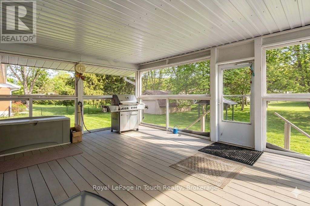 19 Maplegate Road, Tiny, Ontario  L0L 2T0 - Photo 22 - S12792752