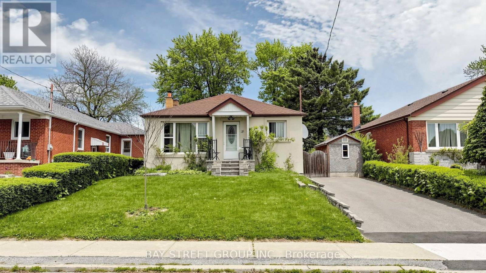 BSMT - 31 COMPTON DRIVE, Toronto, Ontario