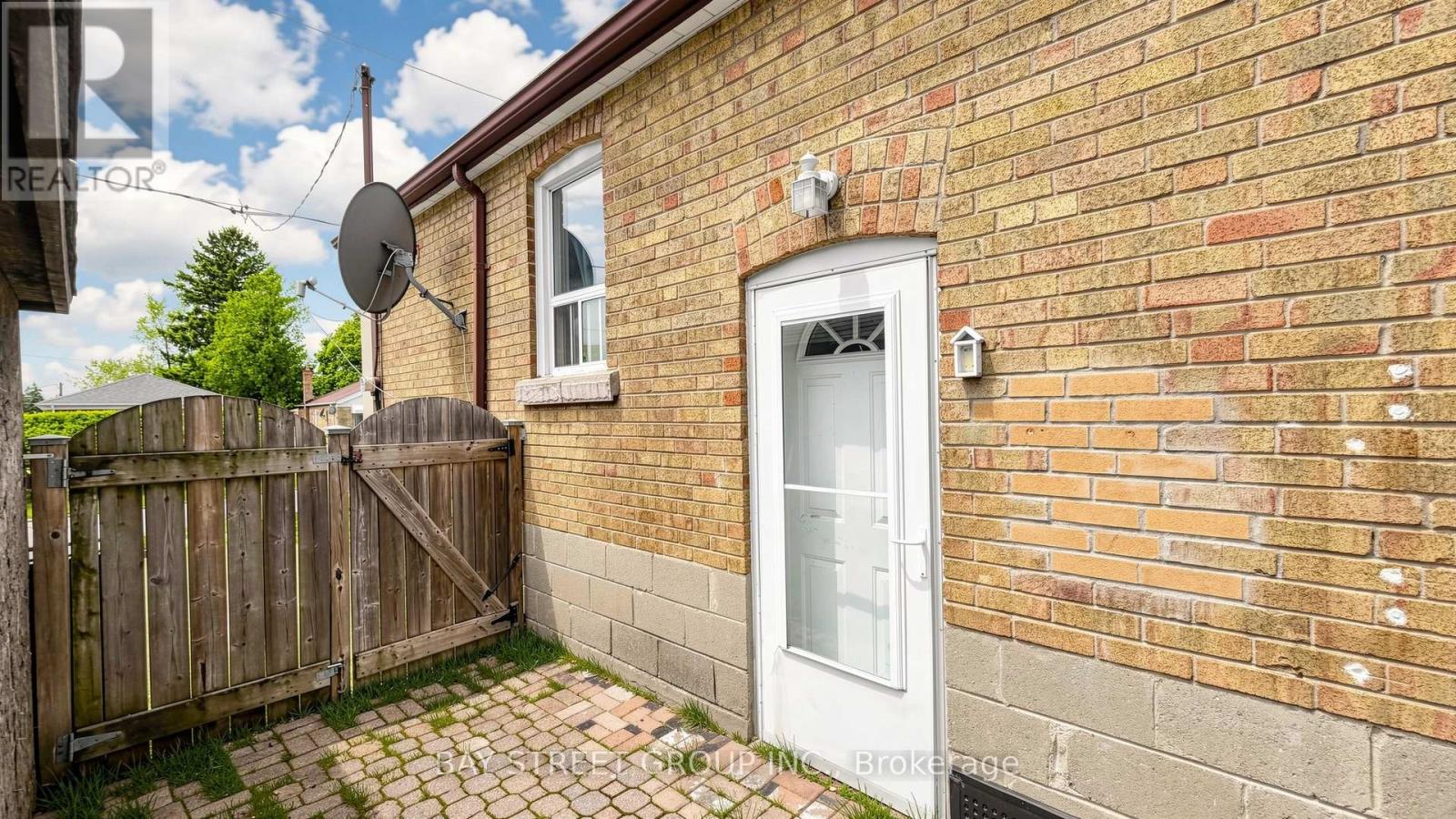 Bsmt - 31 Compton Drive, Toronto, Ontario  M1R 4A5 - Photo 3 - E13165692