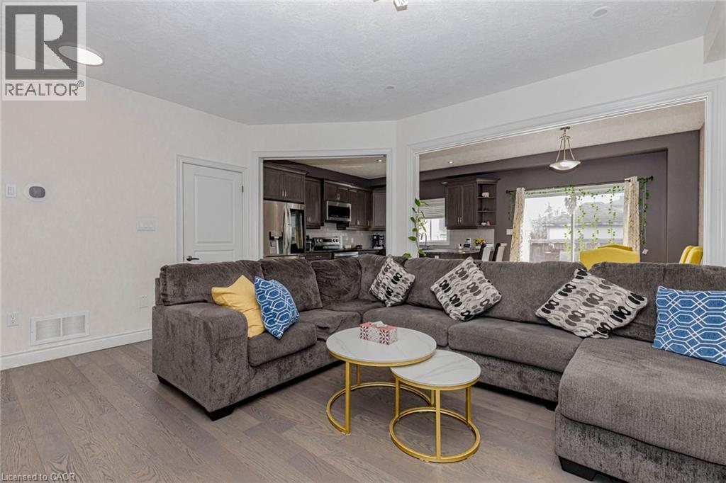 240 Birkinshaw Road, Waterloo, Ontario  N1P 0A7 - Photo 10 - 40832903