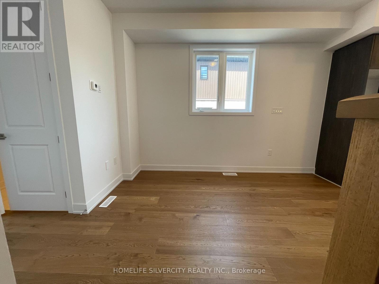 42 Mcaush Street, Barrie, Ontario  L9J 0C2 - Photo 4 - S13162398