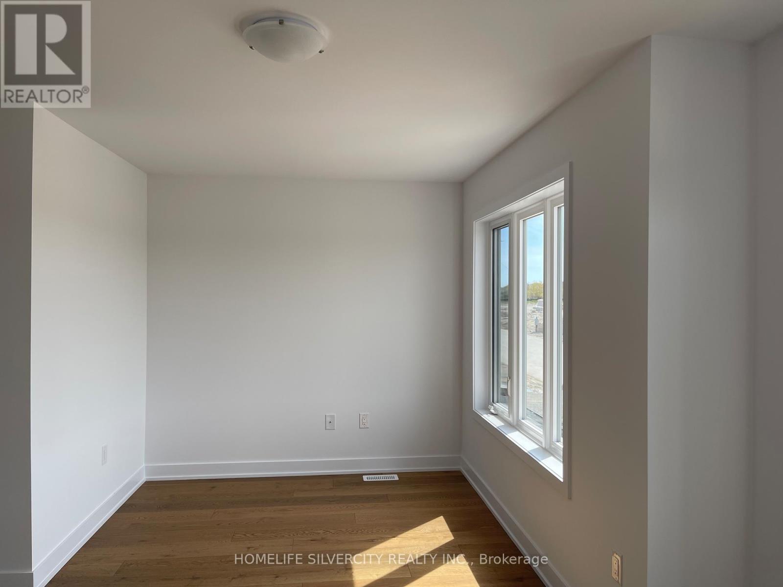 42 Mcaush Street, Barrie, Ontario  L9J 0C2 - Photo 9 - S13162398