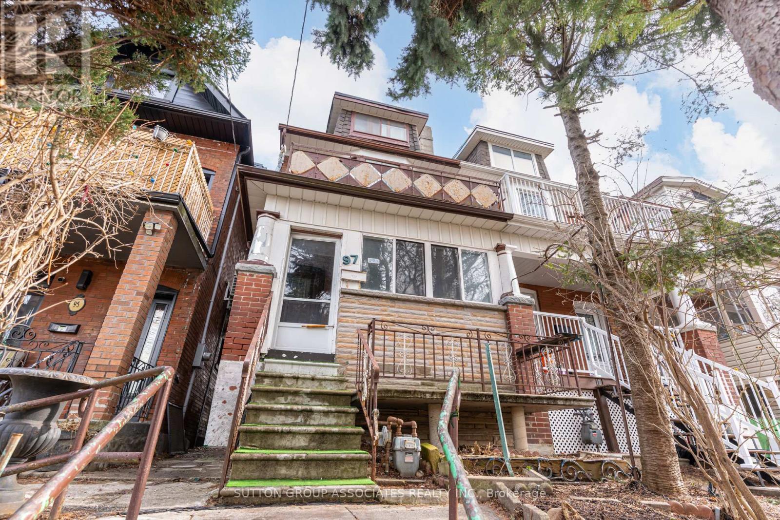 97 PENDRITH STREET, Toronto, Ontario