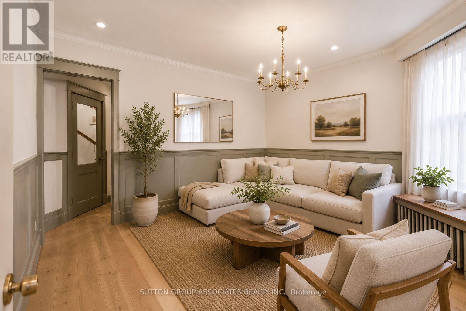 97 Pendrith Street, Toronto, Ontario  M6G 1R8 - Photo 4 - W12963306