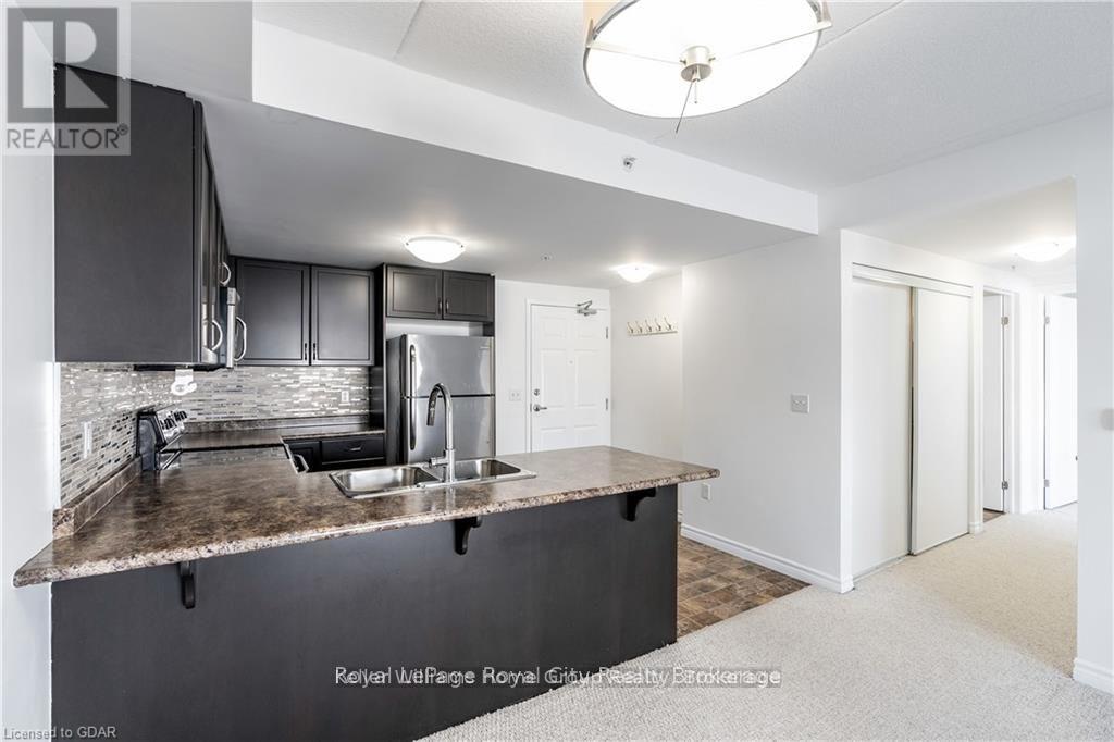 303 - 67 Kingsbury Square, Guelph, Ontario  N1L 0L3 - Photo 3 - X13165672