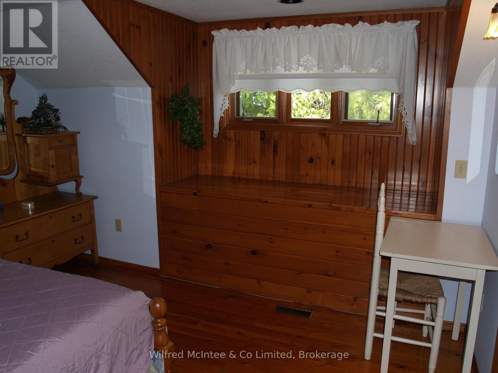 925 King Edward Avenue, South Bruce Peninsula, Ontario  N0H 2G0 - Photo 32 - X13165688