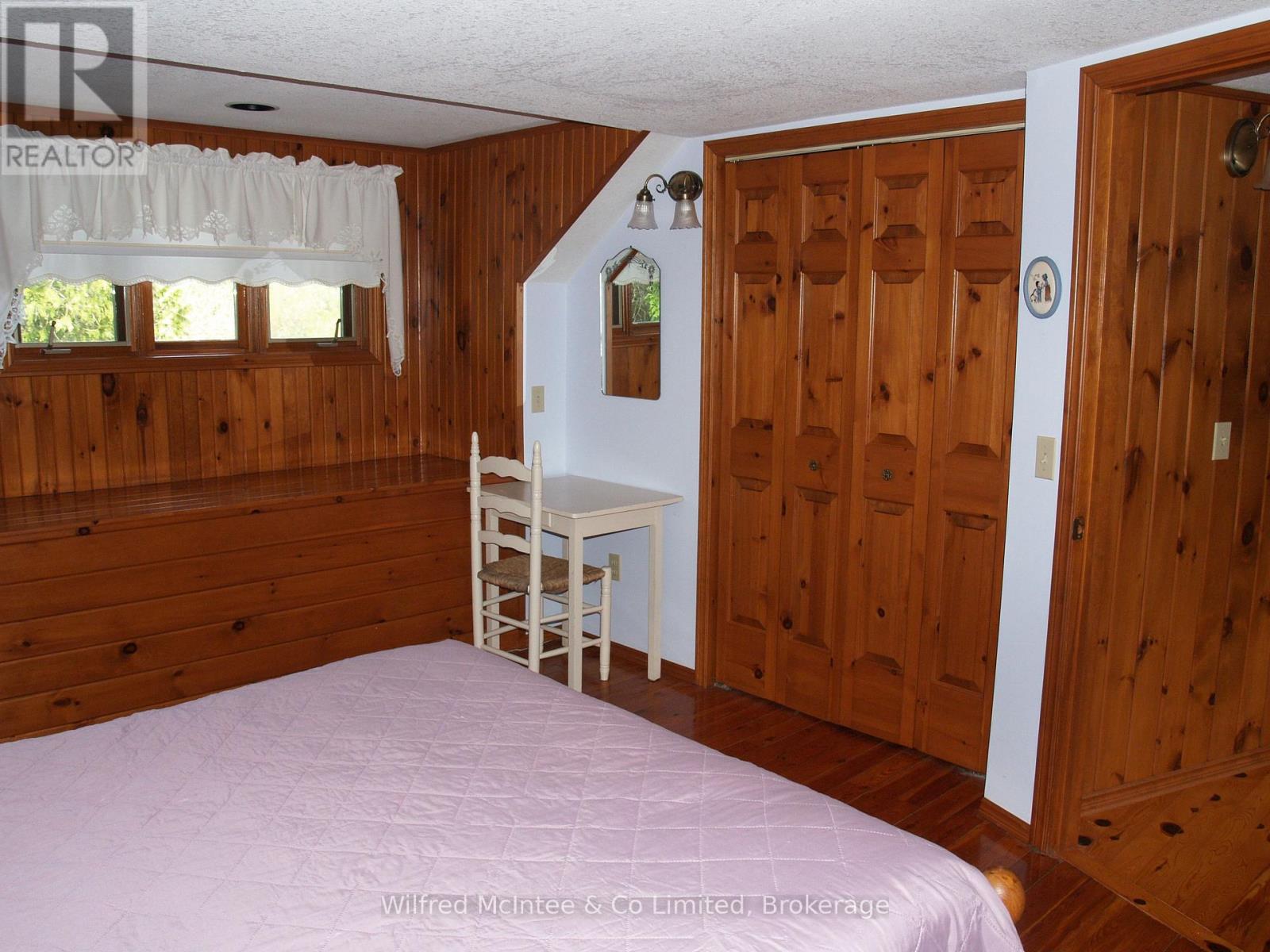 925 King Edward Avenue, South Bruce Peninsula, Ontario  N0H 2G0 - Photo 33 - X13165688
