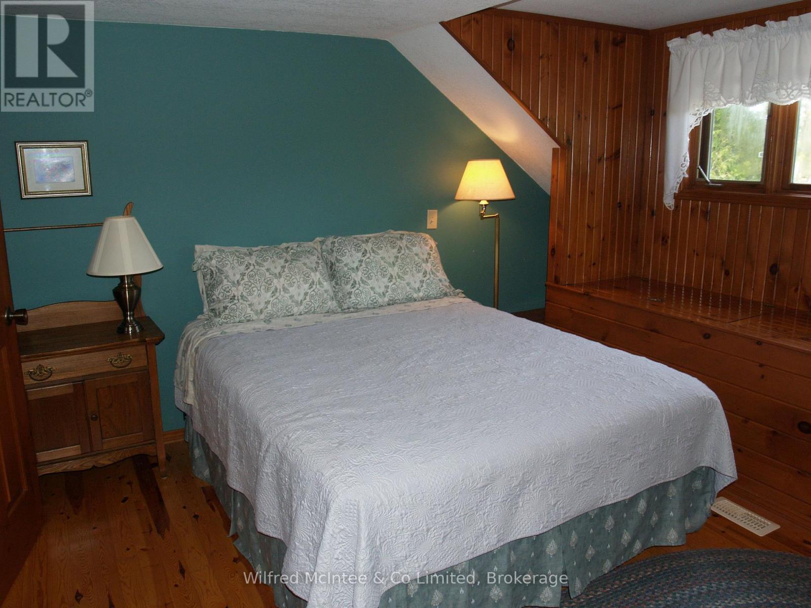 925 King Edward Avenue, South Bruce Peninsula, Ontario  N0H 2G0 - Photo 40 - X13165688