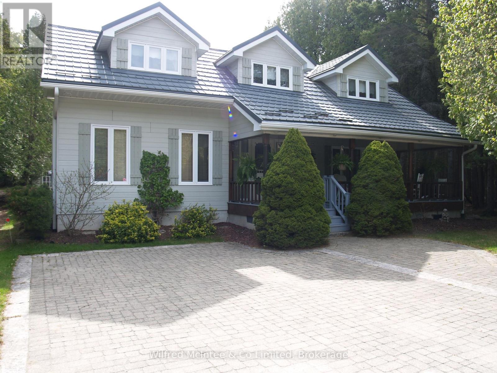 925 King Edward Avenue, South Bruce Peninsula, Ontario  N0H 2G0 - Photo 45 - X13165688