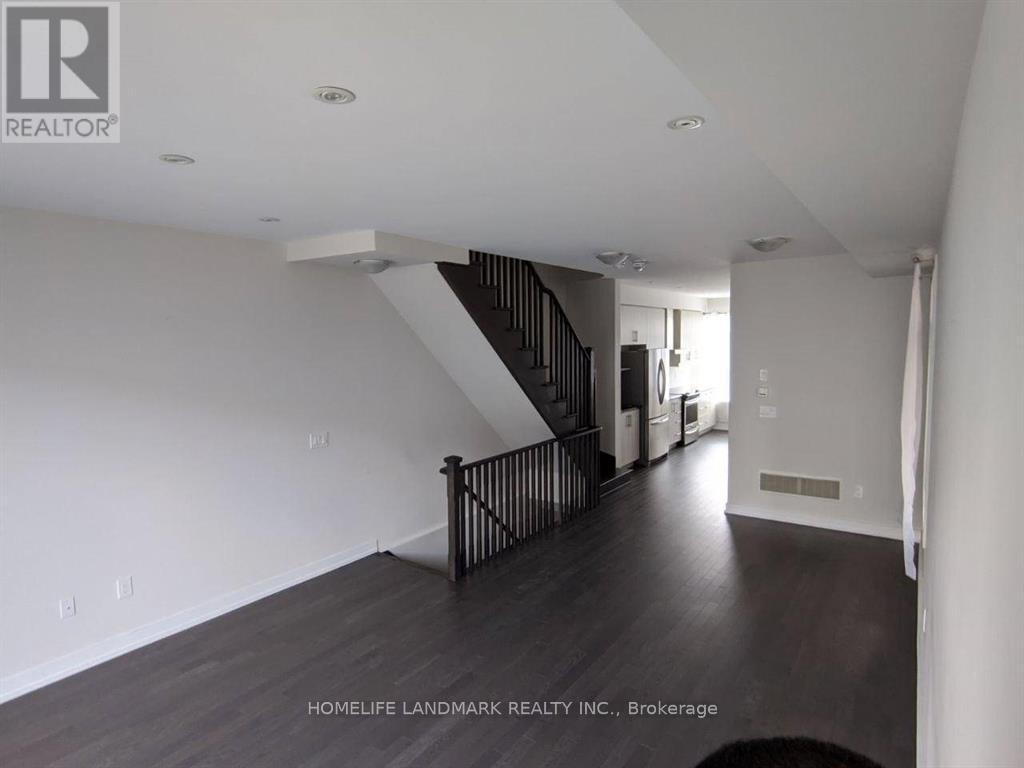 169 Salterton Circle, Vaughan, Ontario  L6A 4Z2 - Photo 8 - N13165678